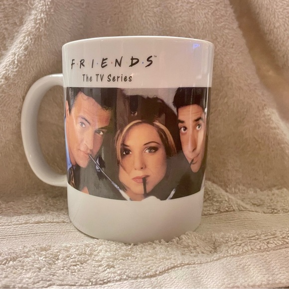 Friends TV Series Mug Set - Black and White - Picture 4 of 8
